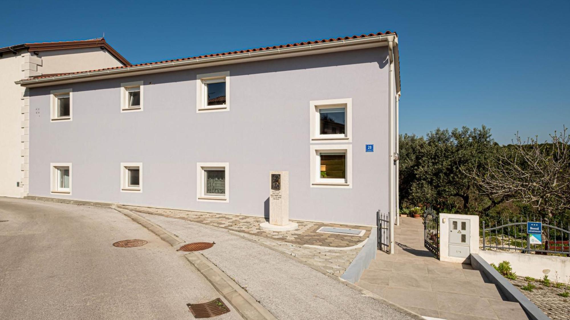Vito & Maria Eco Friendly Accommodation Banjole Exterior photo