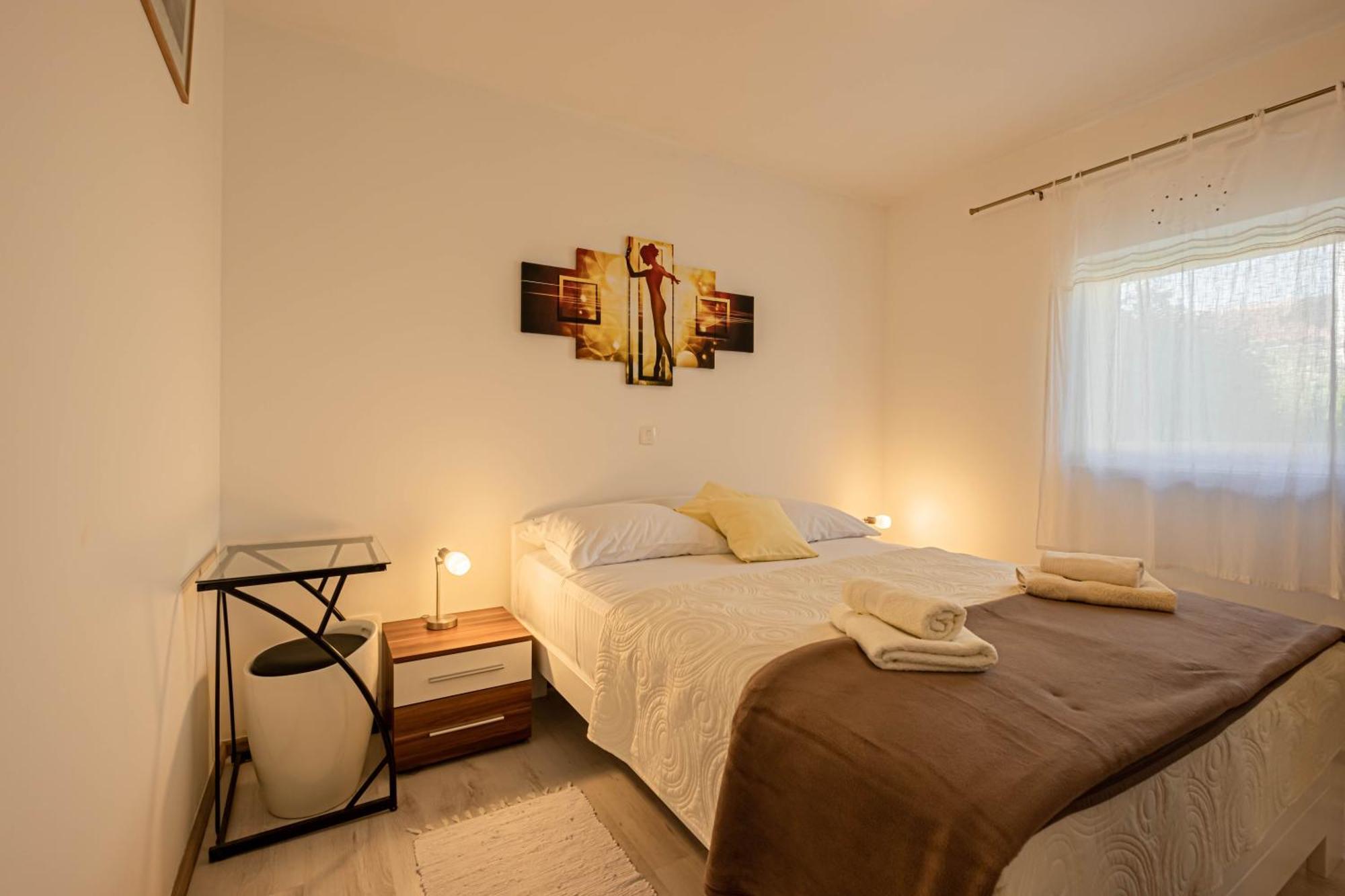Vito & Maria Eco Friendly Accommodation Banjole Exterior photo
