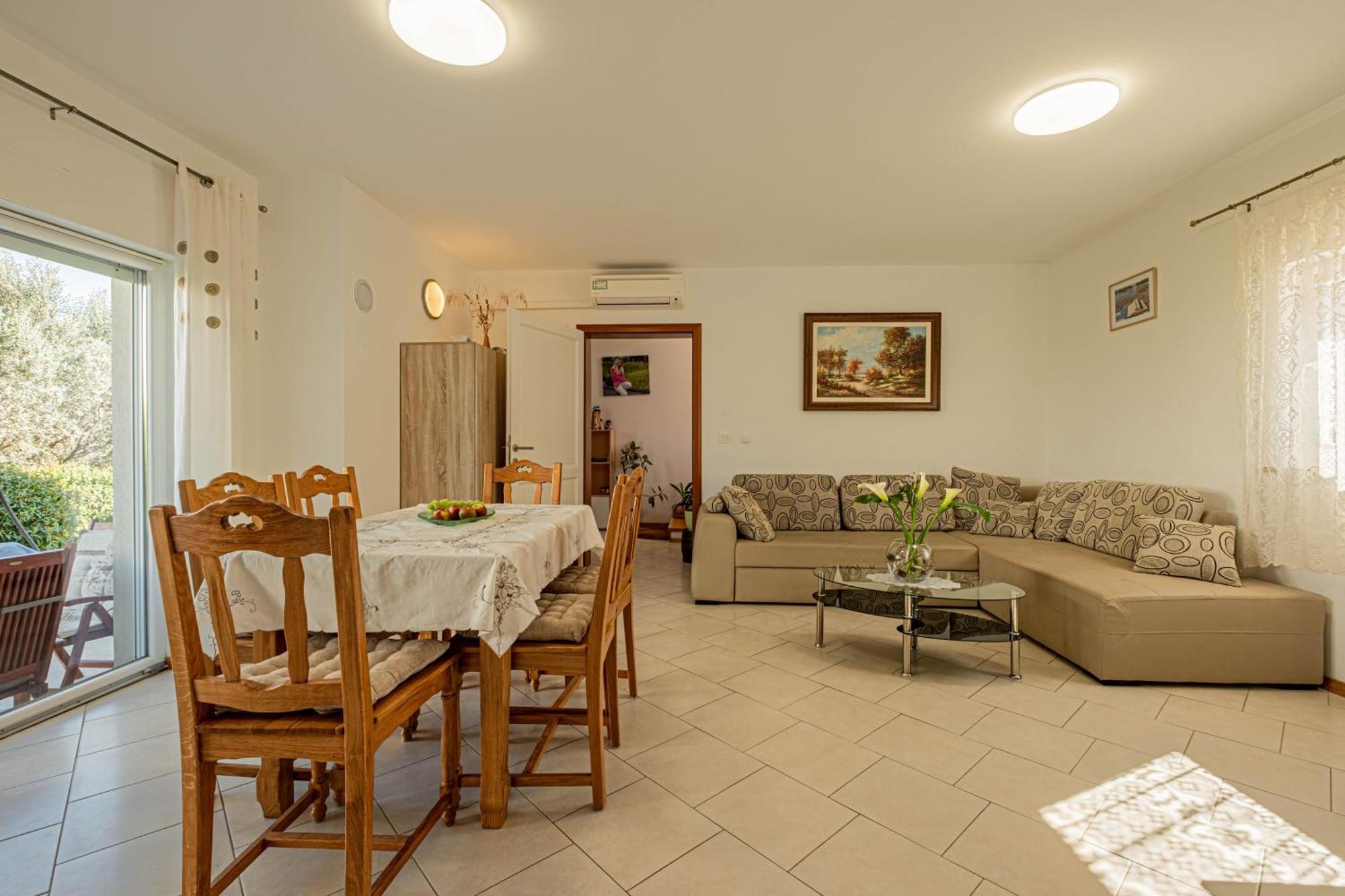 Vito & Maria Eco Friendly Accommodation Banjole Exterior photo