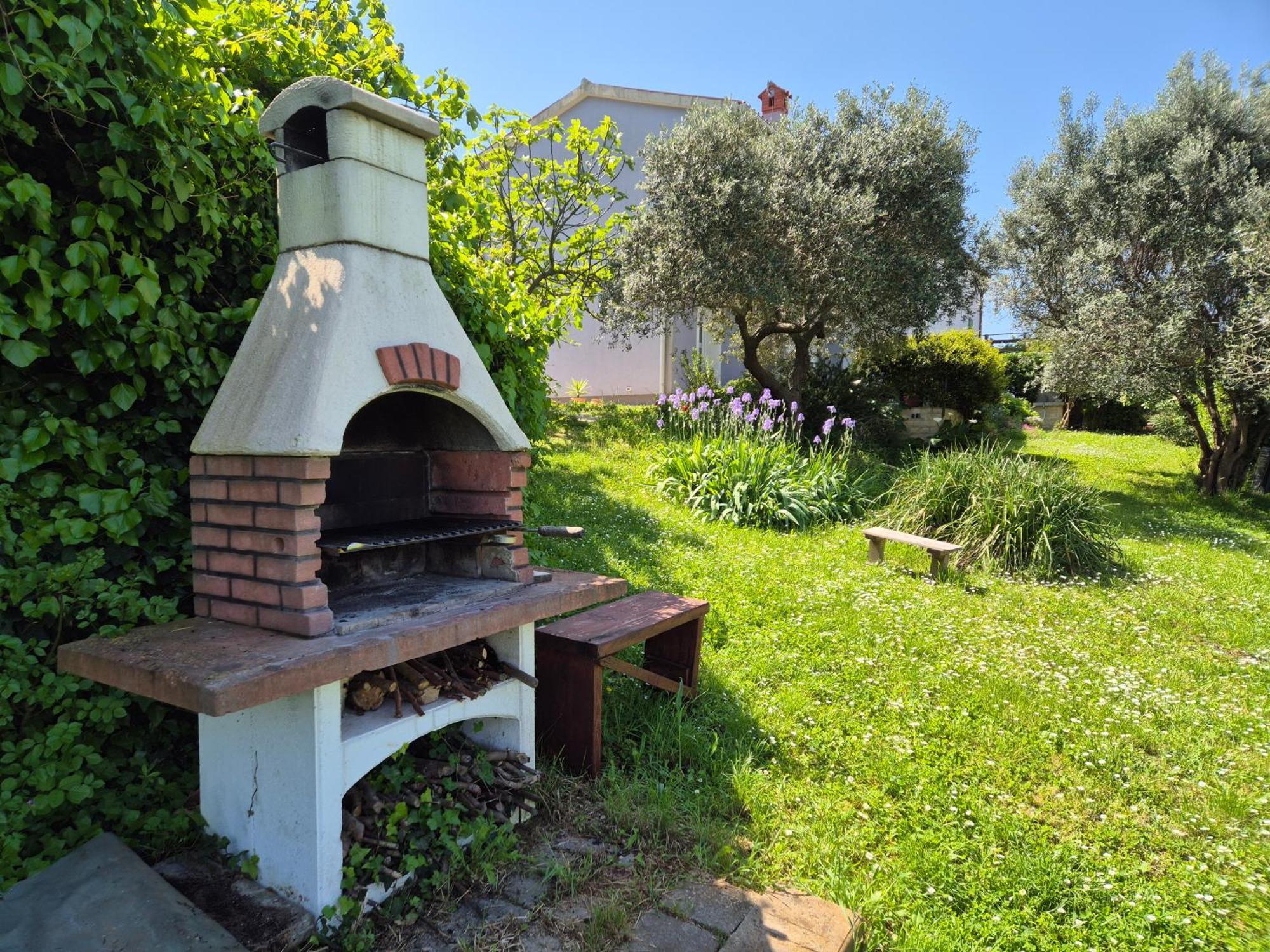 Vito & Maria Eco Friendly Accommodation Banjole Exterior photo
